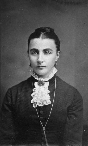 resized_redvelvet_p20C=Eliza Heppenheimer Lindmuller.jpg